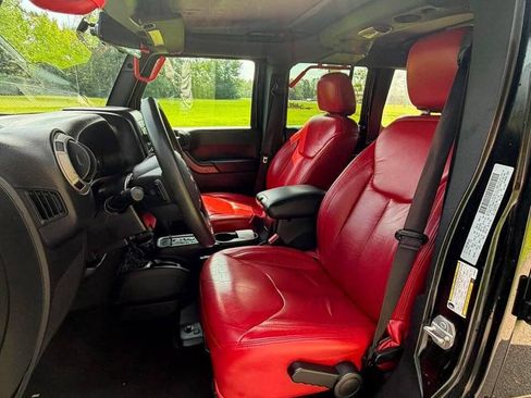 Used 2016 Jeep Wrangler Unlimited Sport AWD/4WD image 10
