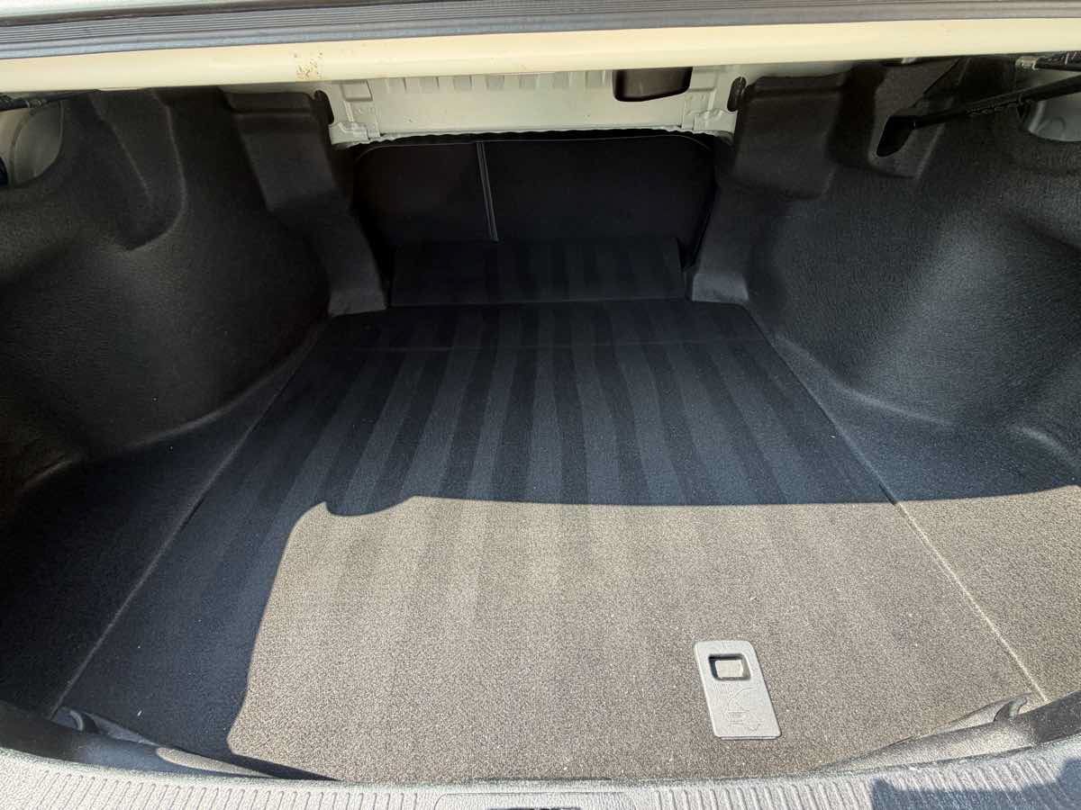 Used 2022 Toyota Camry XLE FWD image 29