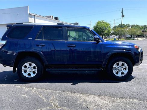 Used 2024 Toyota 4Runner SR5 AWD/4WD image 13
