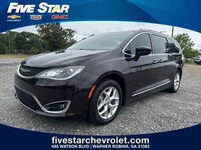 Used 2018 Chrysler Pacifica Touring-L Plus w/ Tire & Wheel Group