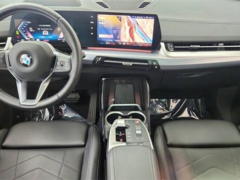 Used 2025 BMW X2 xDrive28i image 35