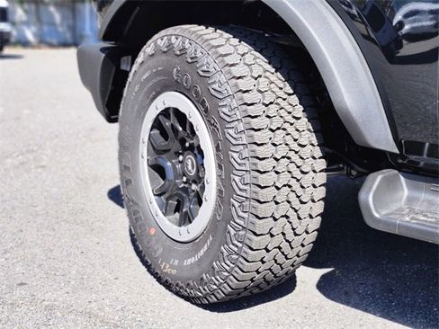 New 2025 Ford Bronco Outer Banks w/ Sasquatch Package image 31