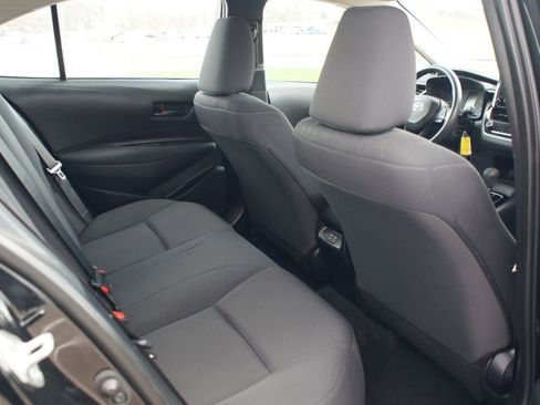 Used 2023 Toyota Corolla LE image 20