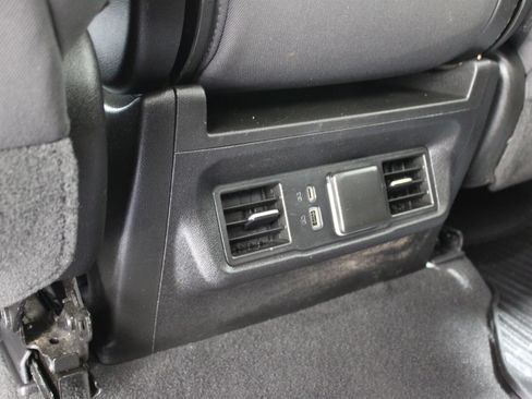 Used 2024 GMC Sierra 1500 SLE AWD/4WD image 25