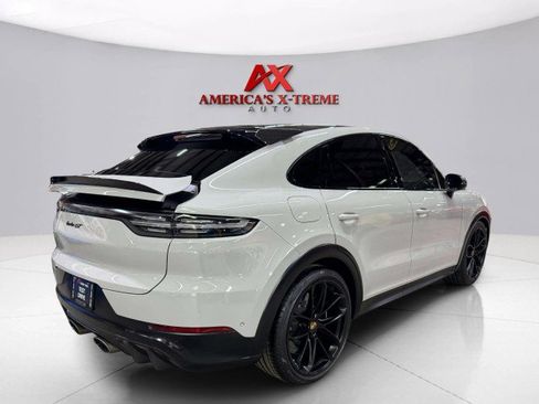 Used 2022 Porsche Cayenne Turbo GT image 6