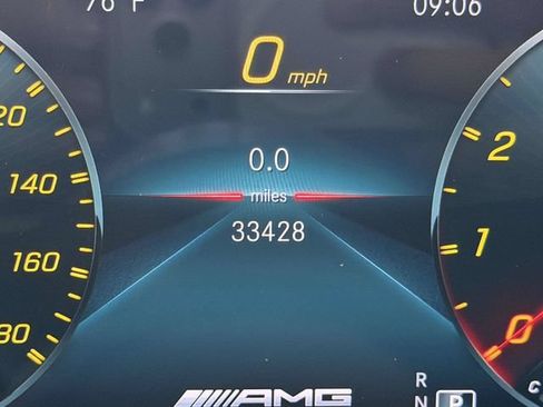 Certified 2023 Mercedes-Benz GLB 35 AMG 4MATIC image 33