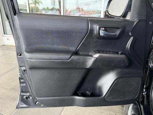 Certified 2021 Toyota Tacoma TRD Sport w/ Technology Package image 18