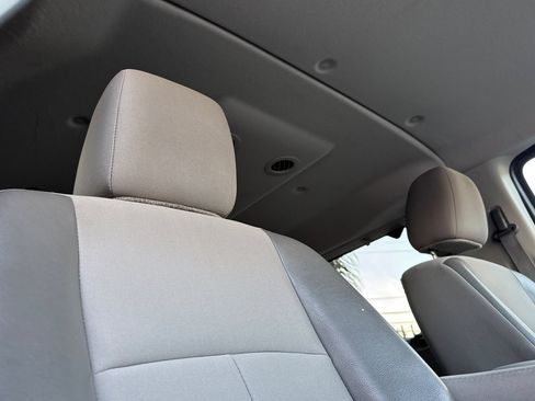 Used 2019 Nissan NV 3500 S image 17