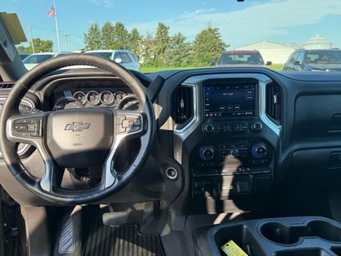 Used 2021 Chevrolet Silverado 1500 RST AWD/4WD image 13