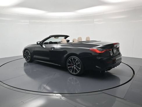 Used 2024 BMW M440i Convertible RWD image 3