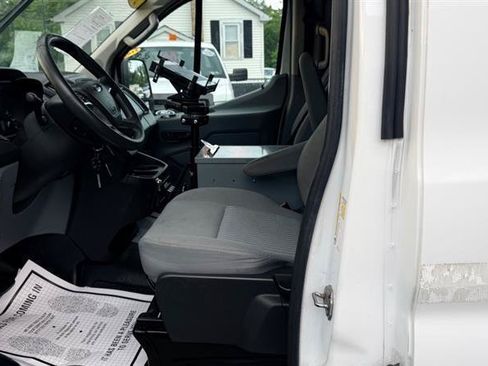 Used 2017 Ford Transit 250 130 Low Roof RWD image 11