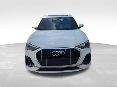 Used 2020 Audi Q3 2.0T Premium AWD/4WD image 25