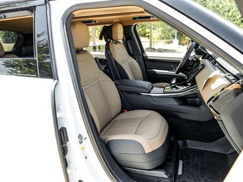 New 2026 Land Rover Range Rover Sport Dynamic SE AWD/4WD image 48