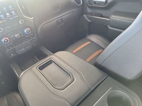 Used 2021 GMC Sierra 1500 AT4 w/ AT4 Value Package image 18