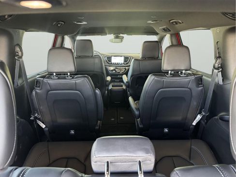 New 2026 Chrysler Pacifica Select FWD image 7