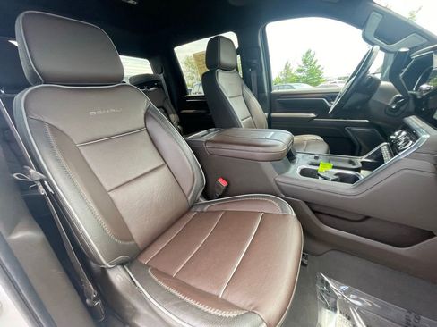 Used 2025 GMC Sierra 2500 Denali AWD/4WD image 26