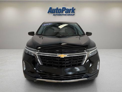 Used 2024 Chevrolet Equinox LT AWD/4WD image 2