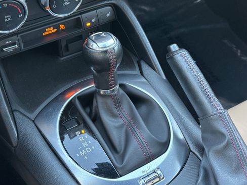 Used 2017 MAZDA MX-5 Miata RF Grand Touring image 19