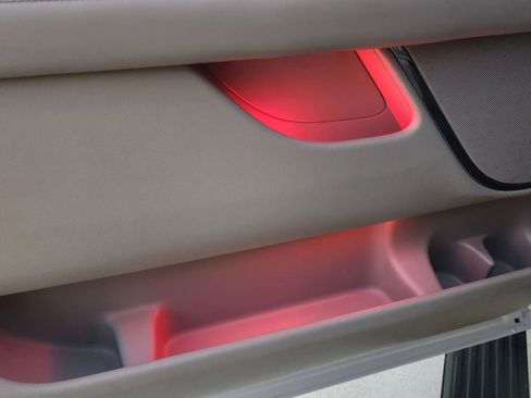 Used 2019 Lincoln Navigator Reserve image 48