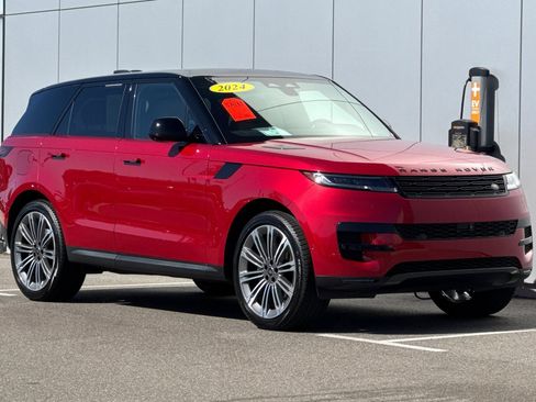 Used 2024 Land Rover Range Rover Sport SE AWD/4WD image 7