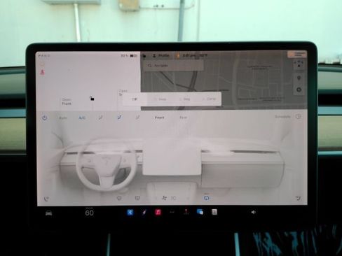 Used 2020 Tesla Model 3 Standard Range Plus RWD image 41