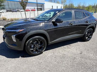 New 2026 Chevrolet Trax LT w/ Midnight Edition