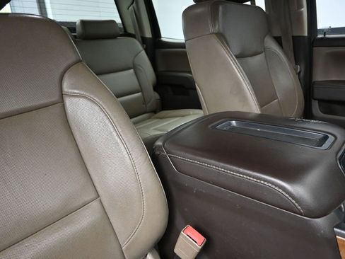 Used 2015 GMC Sierra 2500 SLT w/ Duramax Plus Package AWD/4WD image 26