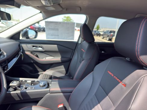 New 2026 Nissan Rogue SV AWD/4WD image 26
