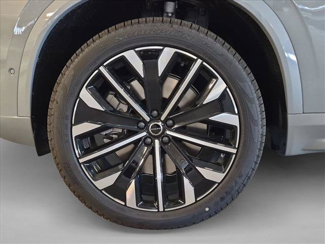 New 2027 Volvo XC90 T8 Plus AWD/4WD image 10