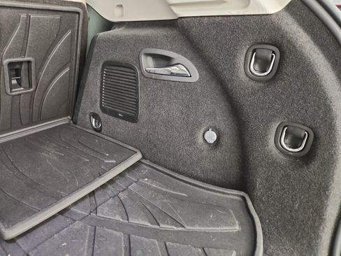 Used 2019 Buick Envision Essence image 33