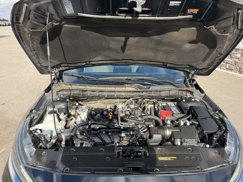 Used 2025 Nissan Altima 2.5 SV FWD image 23