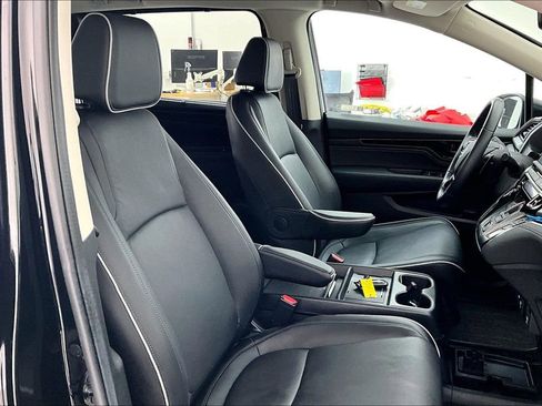 Used 2025 Honda Odyssey Touring image 10