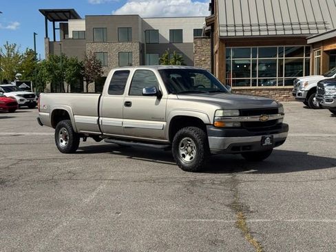 Used 2002 Chevrolet Silverado 2500 LS w/ Snow Plow Prep Pkg AWD/4WD image 34