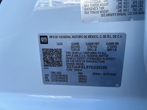New 2026 GMC Sierra 1500 AT4X AWD/4WD image 18