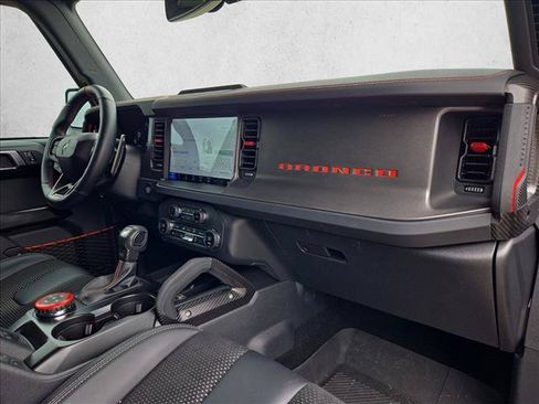 Certified 2025 Ford Bronco Raptor w/ Interior Carbon Fiber Pack AWD/4WD image 20