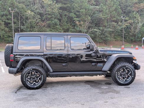 Used 2023 Jeep Wrangler Unlimited Rubicon 4xe AWD/4WD image 10