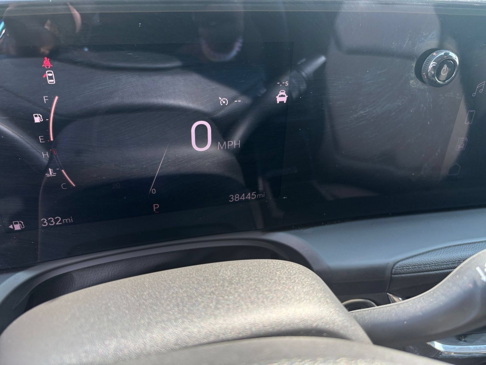 Used 2025 Buick Encore GX Preferred AWD/4WD image 38