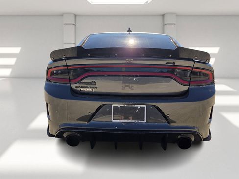 Certified 2019 Dodge Charger Scat Pack w/ Daytona Edition Group image 4