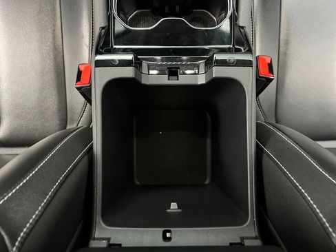 Used 2023 Jeep Grand Cherokee 4WD 4xe image 39