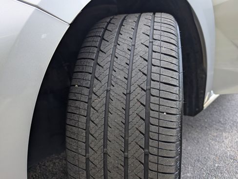 Used 2024 Nissan Altima 2.5 SR FWD image 33