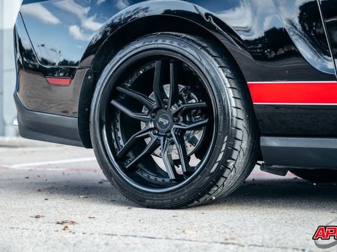 Used 2011 Ford Mustang Shelby GT500 w/ SVT Performance Pkg image 51