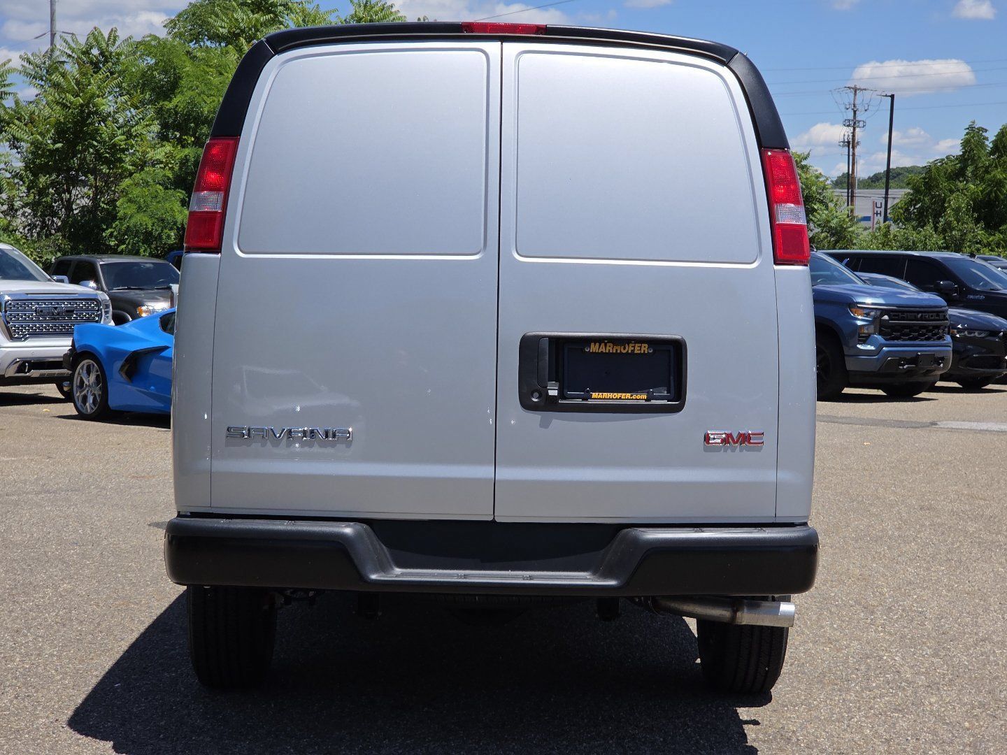 New 2026 GMC Savana 2500 w/ Driver Convenience Package RWD image 11