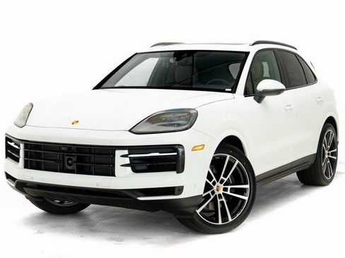 New 2026 Porsche Cayenne image 1