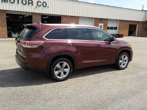 Used 2016 Toyota Highlander Limited Platinum image 5