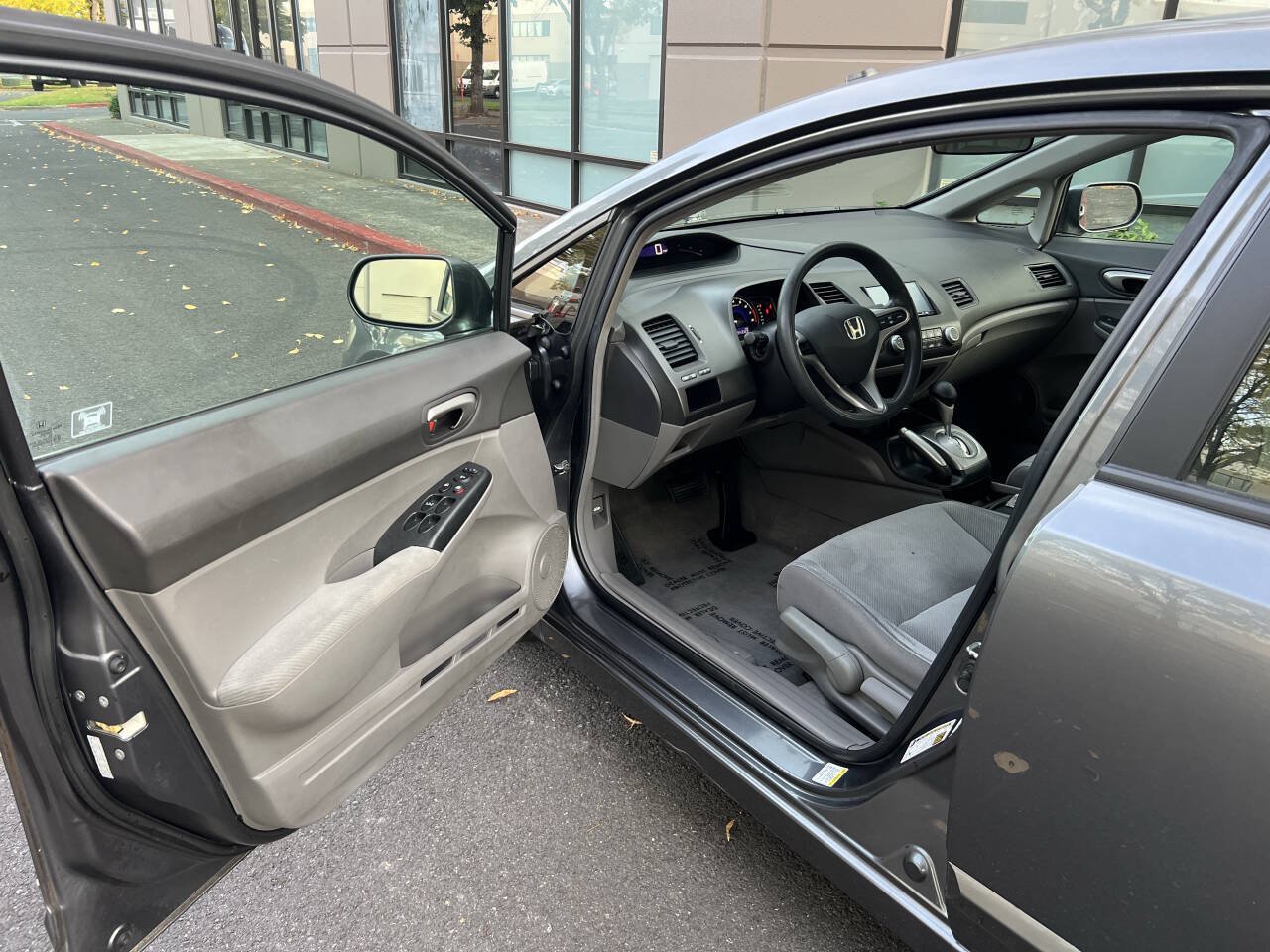 Used 2010 Honda Civic LX image 6