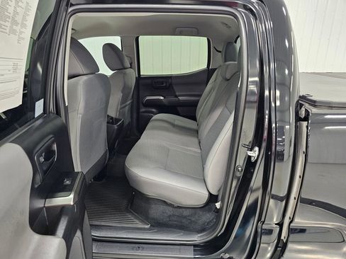 Used 2021 Toyota Tacoma SR5 w/ Technology Package image 11