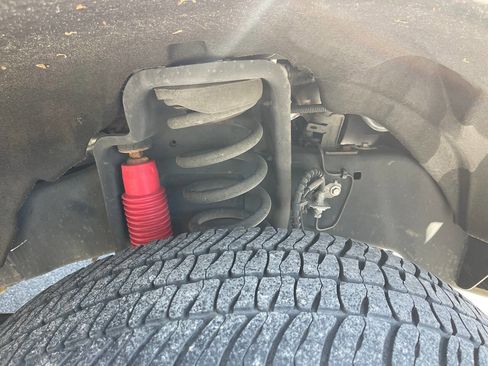 Used 2017 Ford F250 Lariat w/ Lariat Ultimate Package image 11