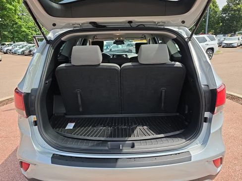 Used 2018 Hyundai Santa Fe SE AWD/4WD image 19