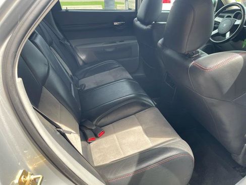Used 2006 Dodge Magnum SRT8 w/ SRT Option Group III RWD image 37