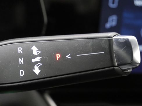 Used 2025 Chevrolet Equinox LT FWD image 22